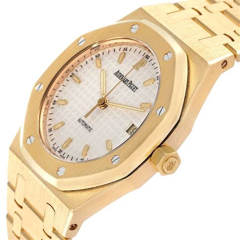 gold bralette gold breitling audemar piguet|Audemars Piguet Royal Oak 14790BA 36mm Yellow Gold .